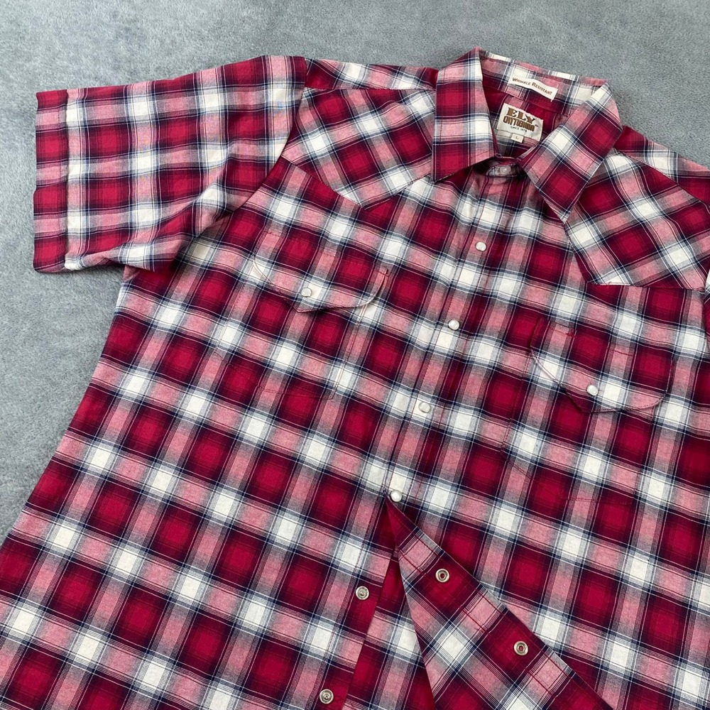 Ely Cattleman Mens L Western Shirt Red Plaid Pearl Snap Short Sleeve Wrinkle Res